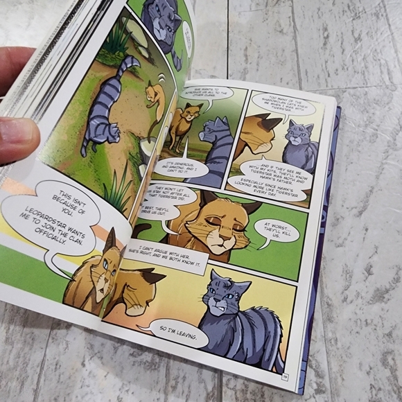 Warriors Graphic Novel: A Shadow in RiverClan - Picture 11 of 12